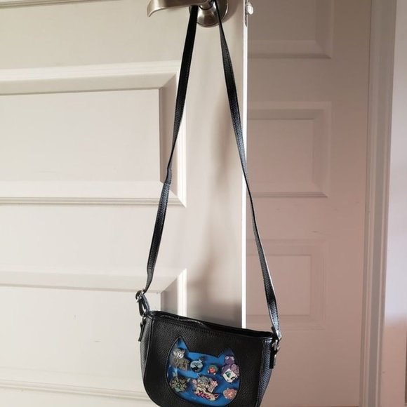 Enamel Pin display cat purse - Picture 4 of 6